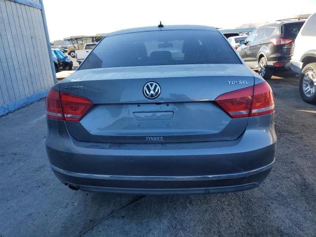  VOLKSWAGEN PASSAT 2014 Gray