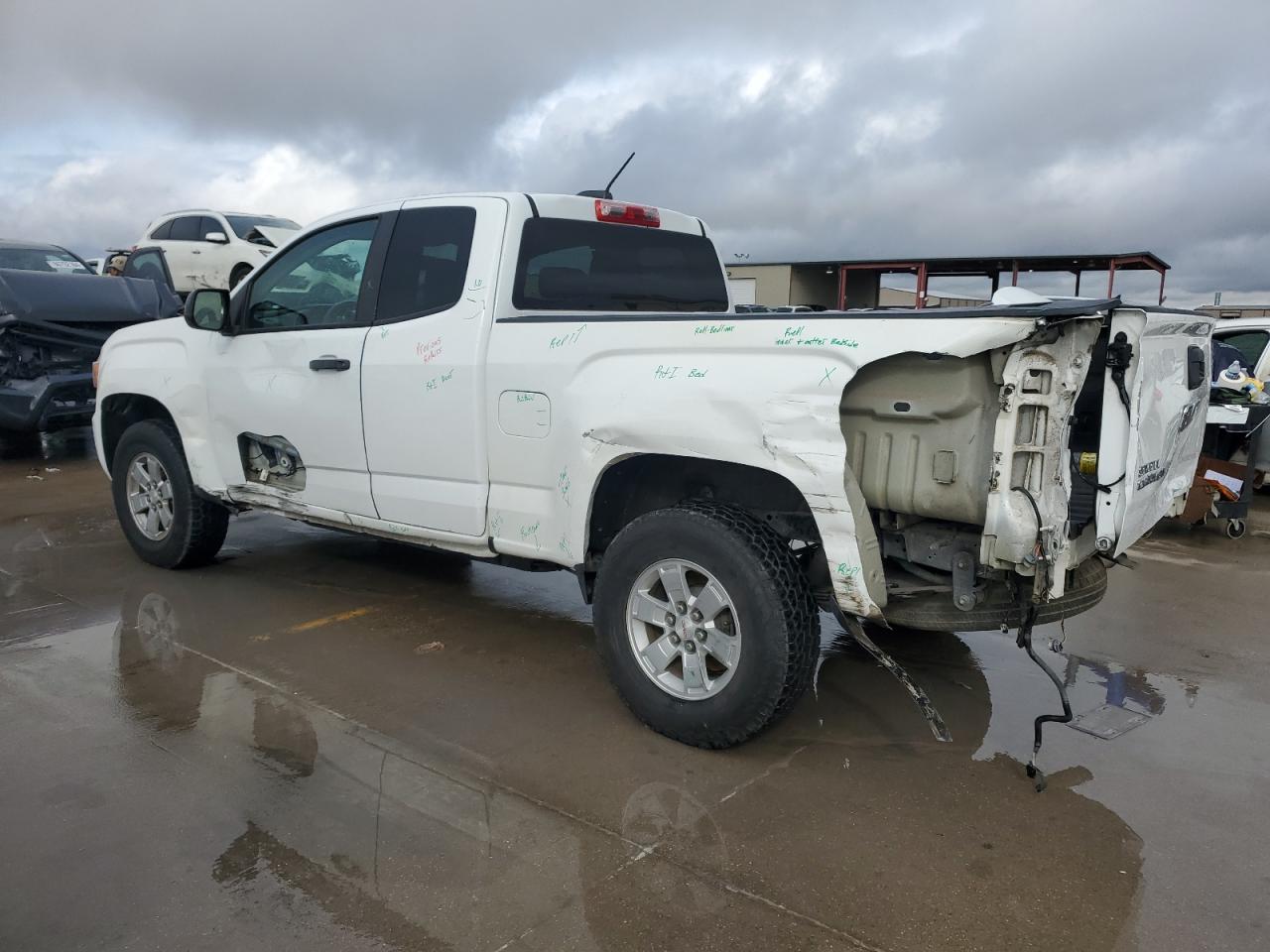 2018 GMC Canyon - Image 2