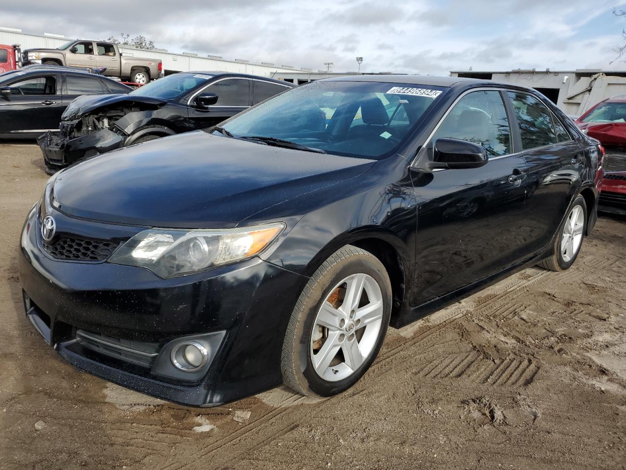 VIN 4T1BF1FK9EU429767 2014 TOYOTA CAMRY no.1