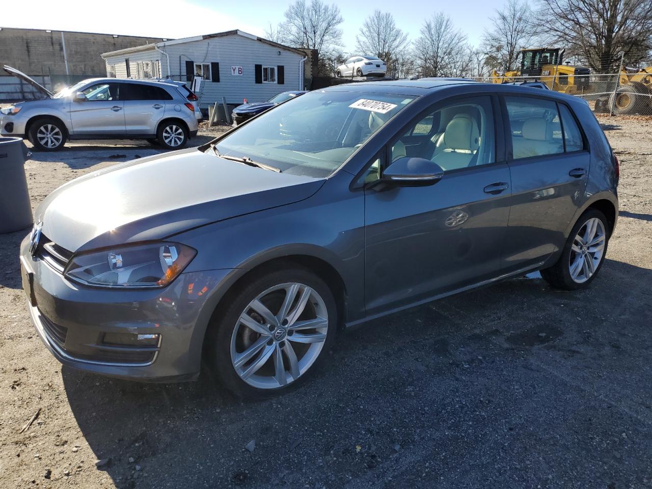 2017 Volkswagen Golf - Image 1