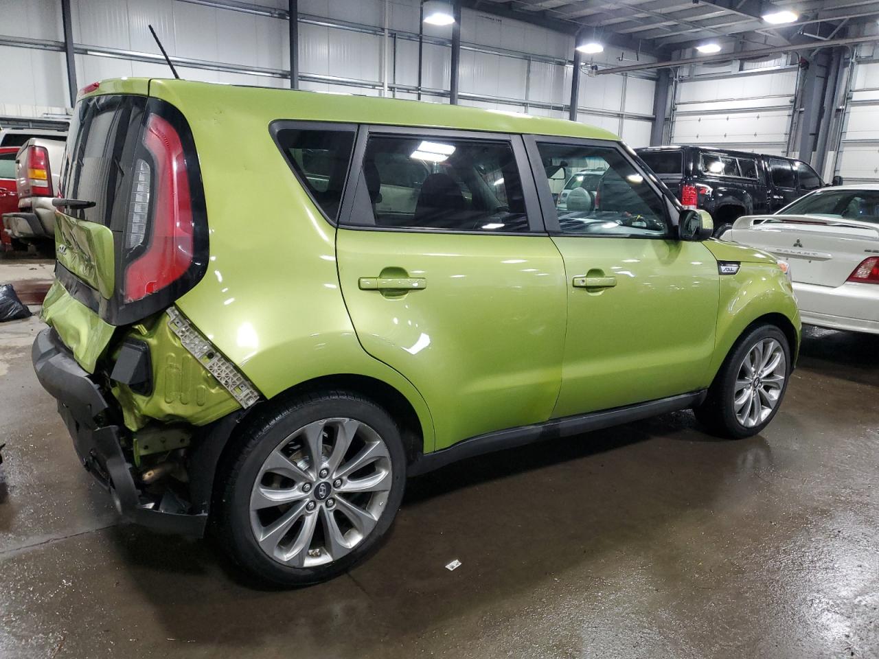 VIN KNDJN2A22F7777037 2015 KIA SOUL no.3