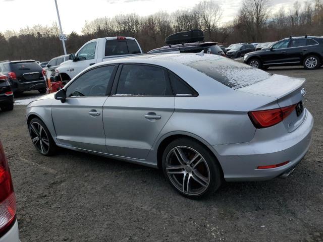 Sedans AUDI A3 2015 Srebrny