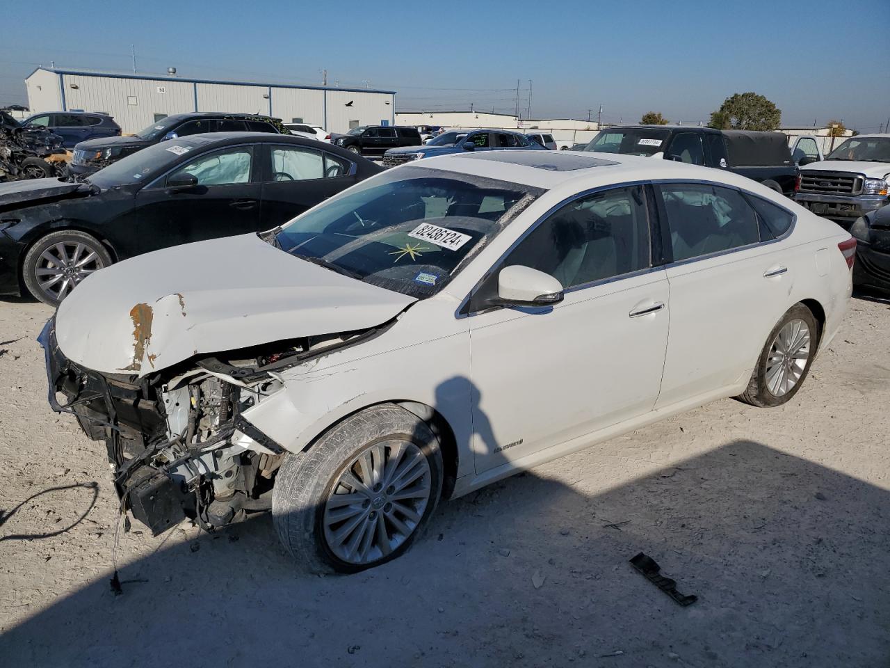 2015 Toyota Avalon - Image 1