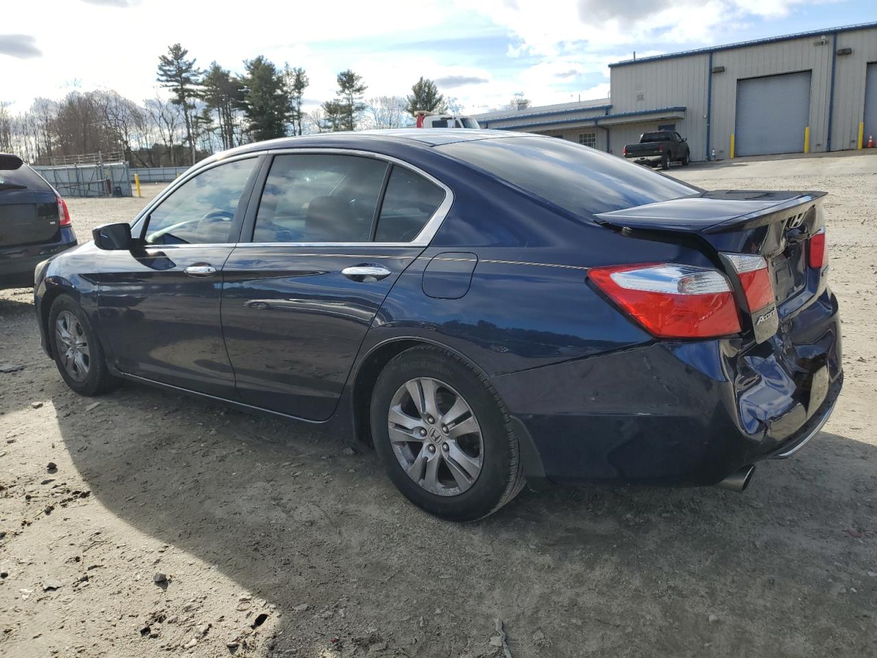 VIN 1HGCR2F5XFA134262 2015 HONDA ACCORD no.2