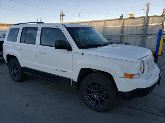  JEEP PATRIOT 2016 Белы