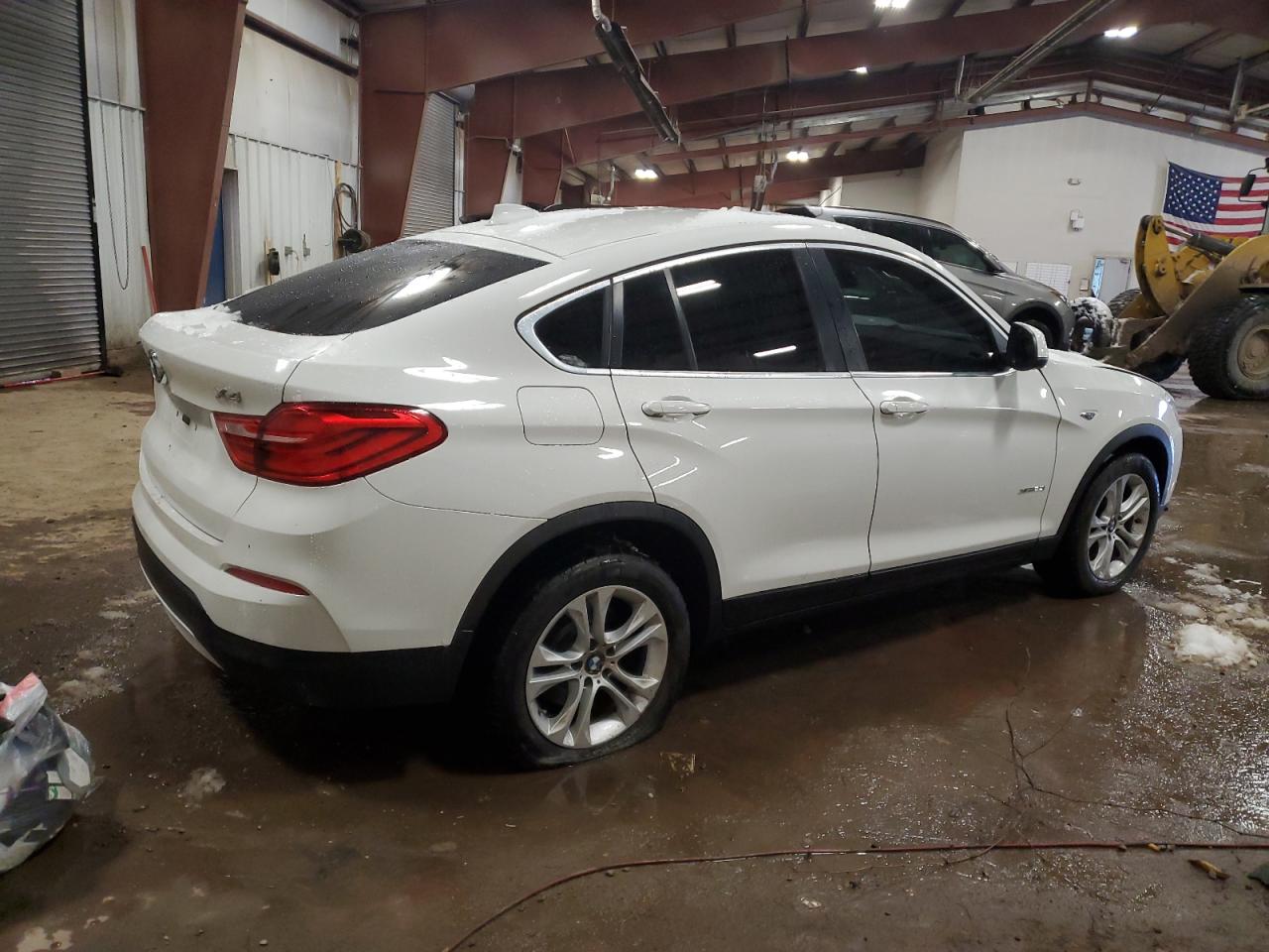 VIN 5UXXW3C51F0M87979 2015 BMW X4 no.3