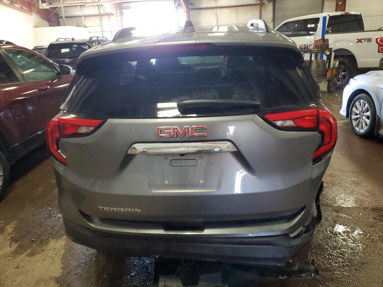 2020 GMC Terrain - Image 6