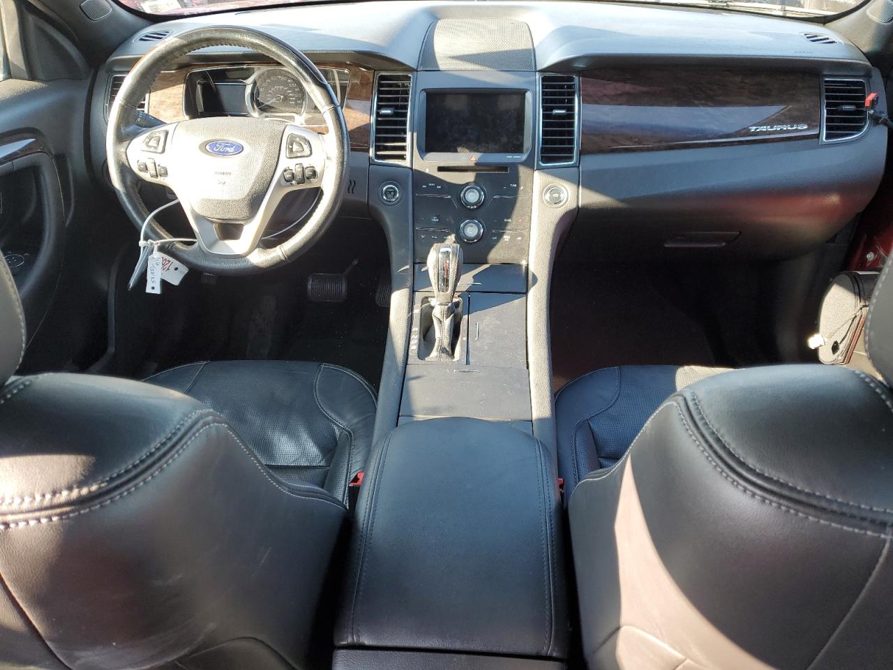 2016 Ford Taurus - Image 8