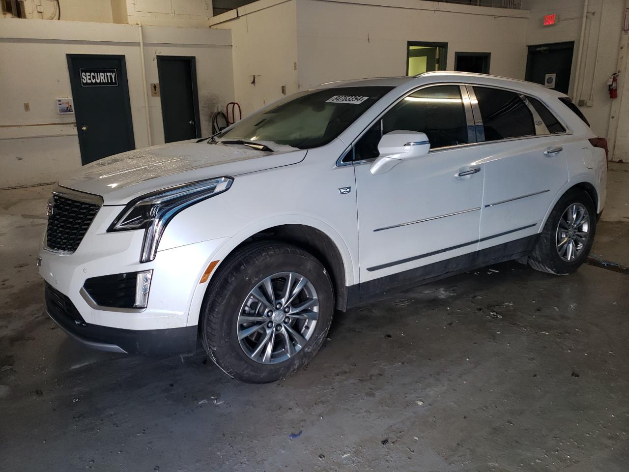 VIN 1GYKNDR41NZ176480 2022 CADILLAC XT5 no.1