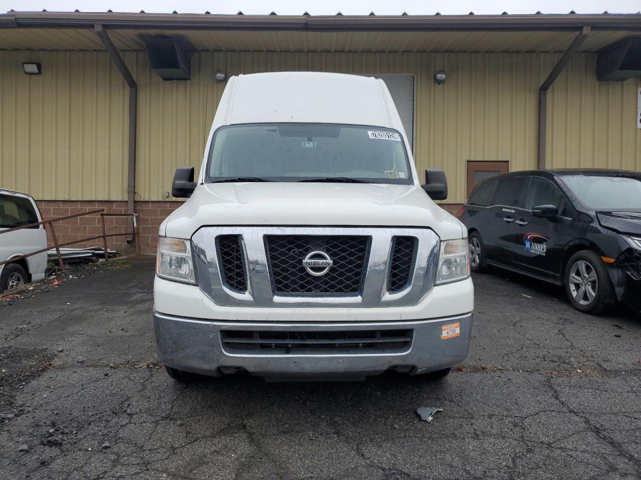 VIN 1N6AF0LX2DN105186 2013 NISSAN NV no.5