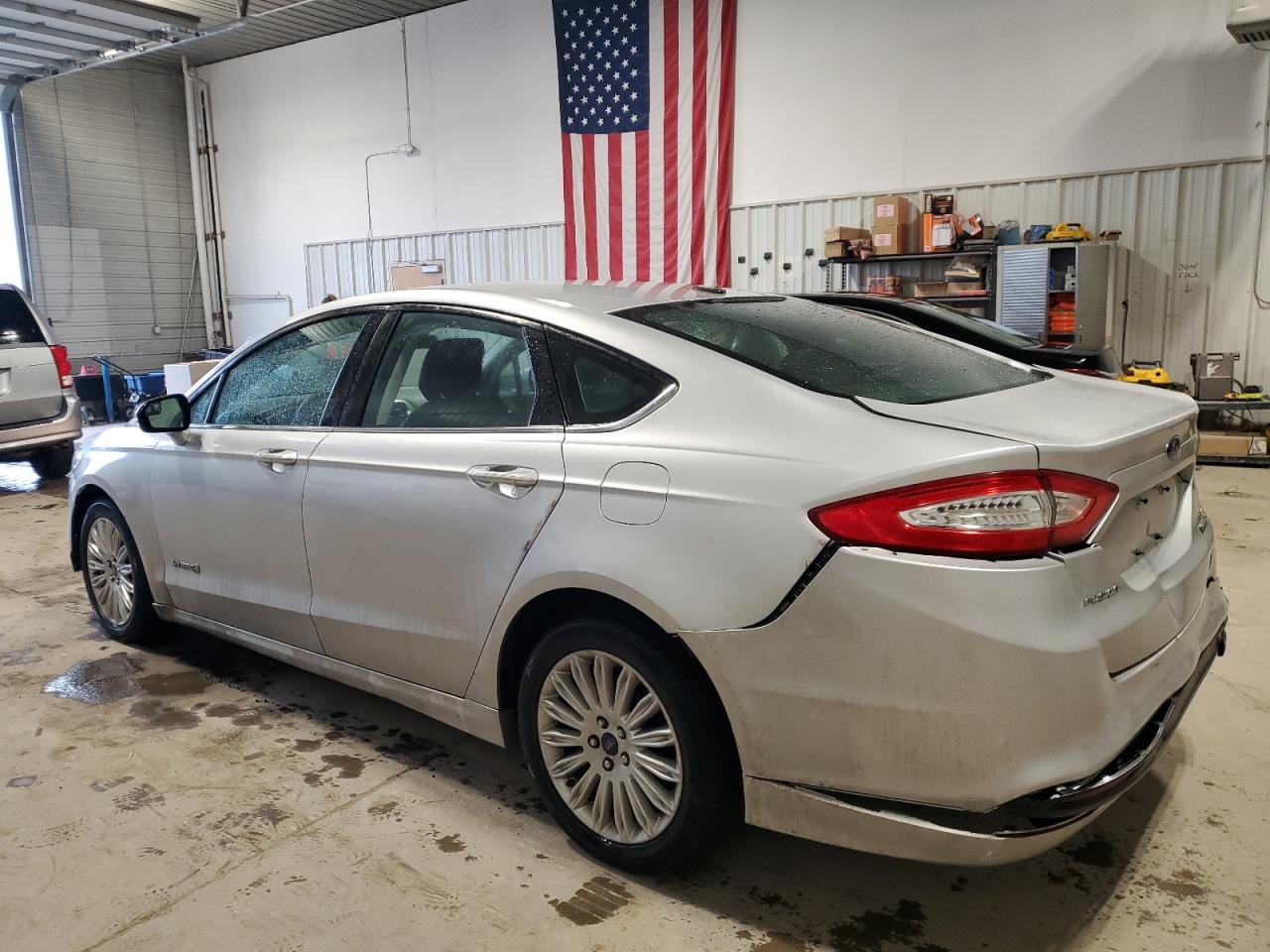 VIN 3FA6P0LU1DR104030 2013 FORD FUSION no.2