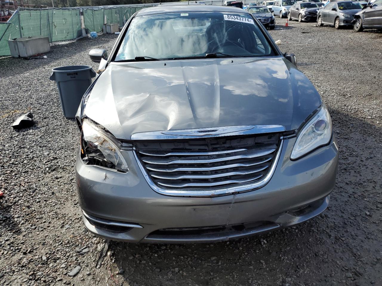2013 Chrysler 200 - Image 5