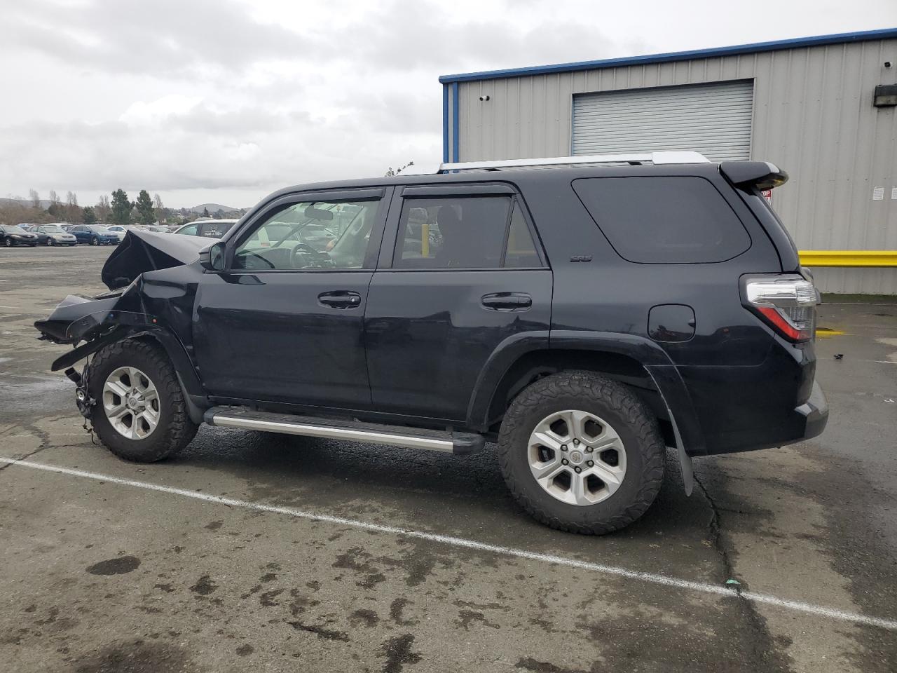 VIN JTEBU5JRXF5224570 2015 TOYOTA 4RUNNER no.2