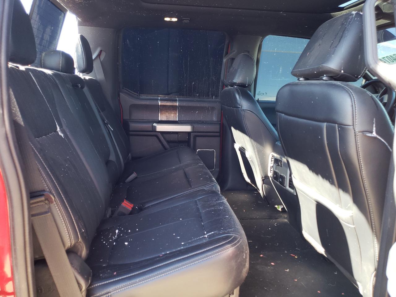 2022 Ford F350 - Image 11