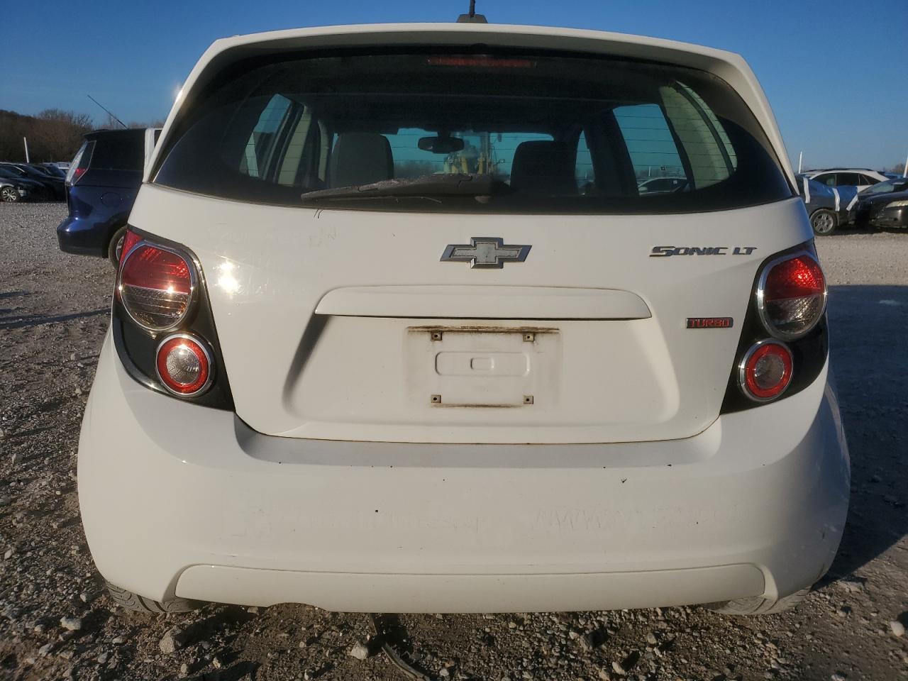 2016 Chevrolet Sonic - Image 6