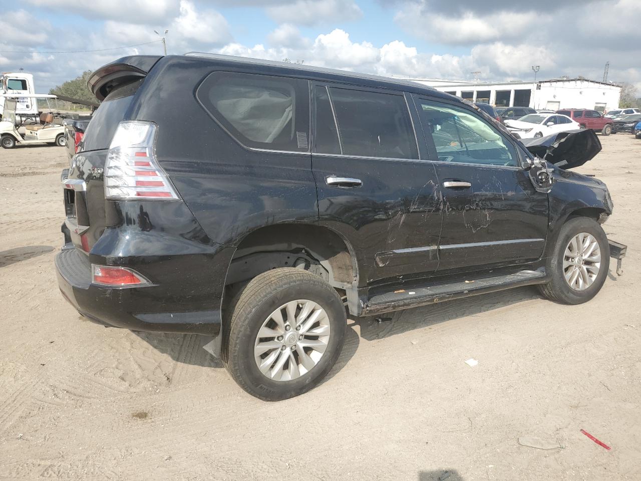 VIN JTJBM7FX1K5213049 2019 LEXUS GX no.3