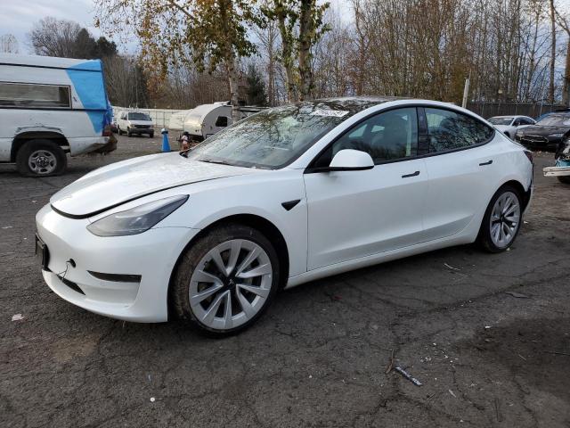  TESLA MODEL 3 2022 Белы