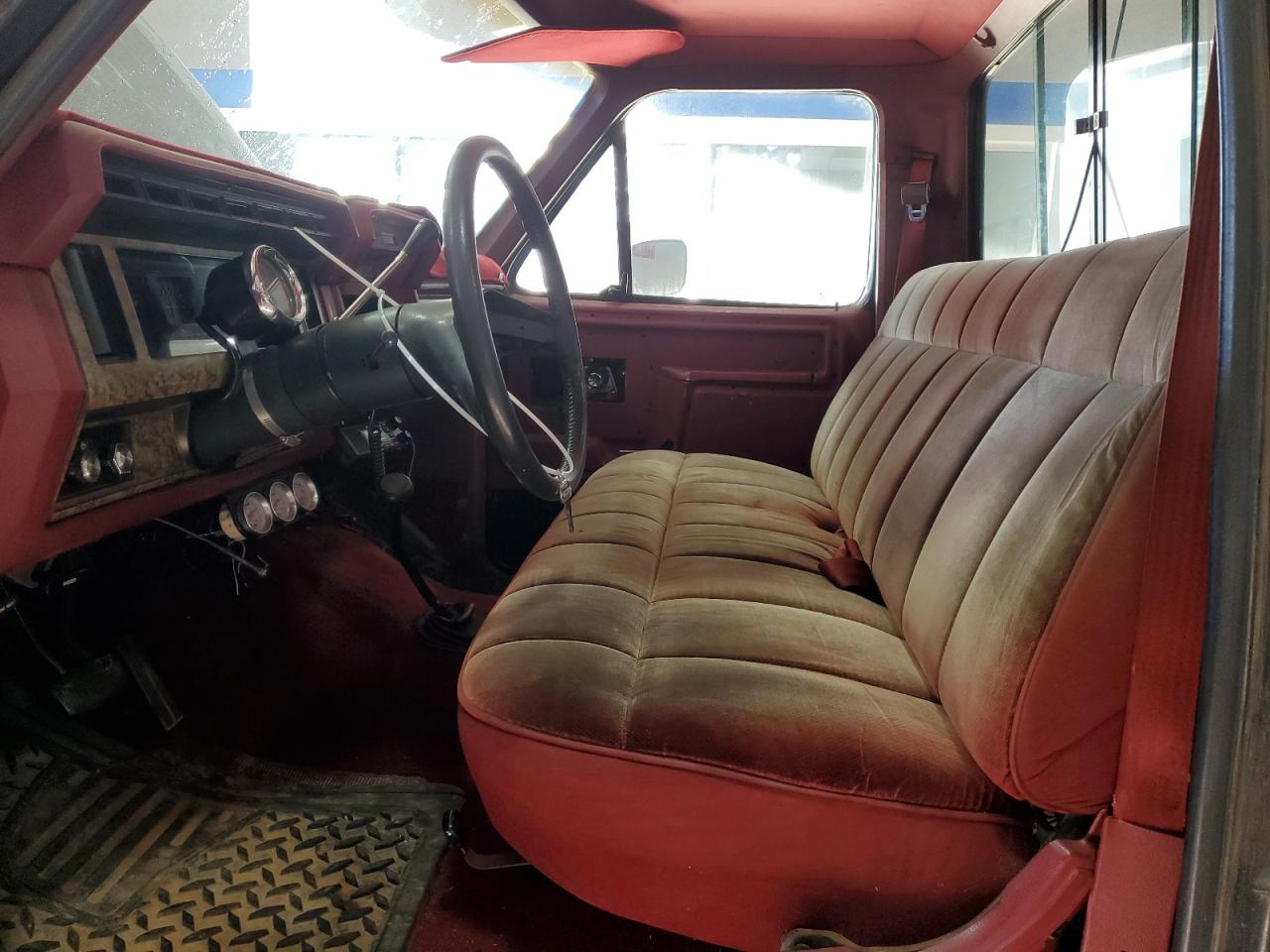 1986 Ford F150 VIN: 1FTEF14N1GNB28177 Lot: 86916464