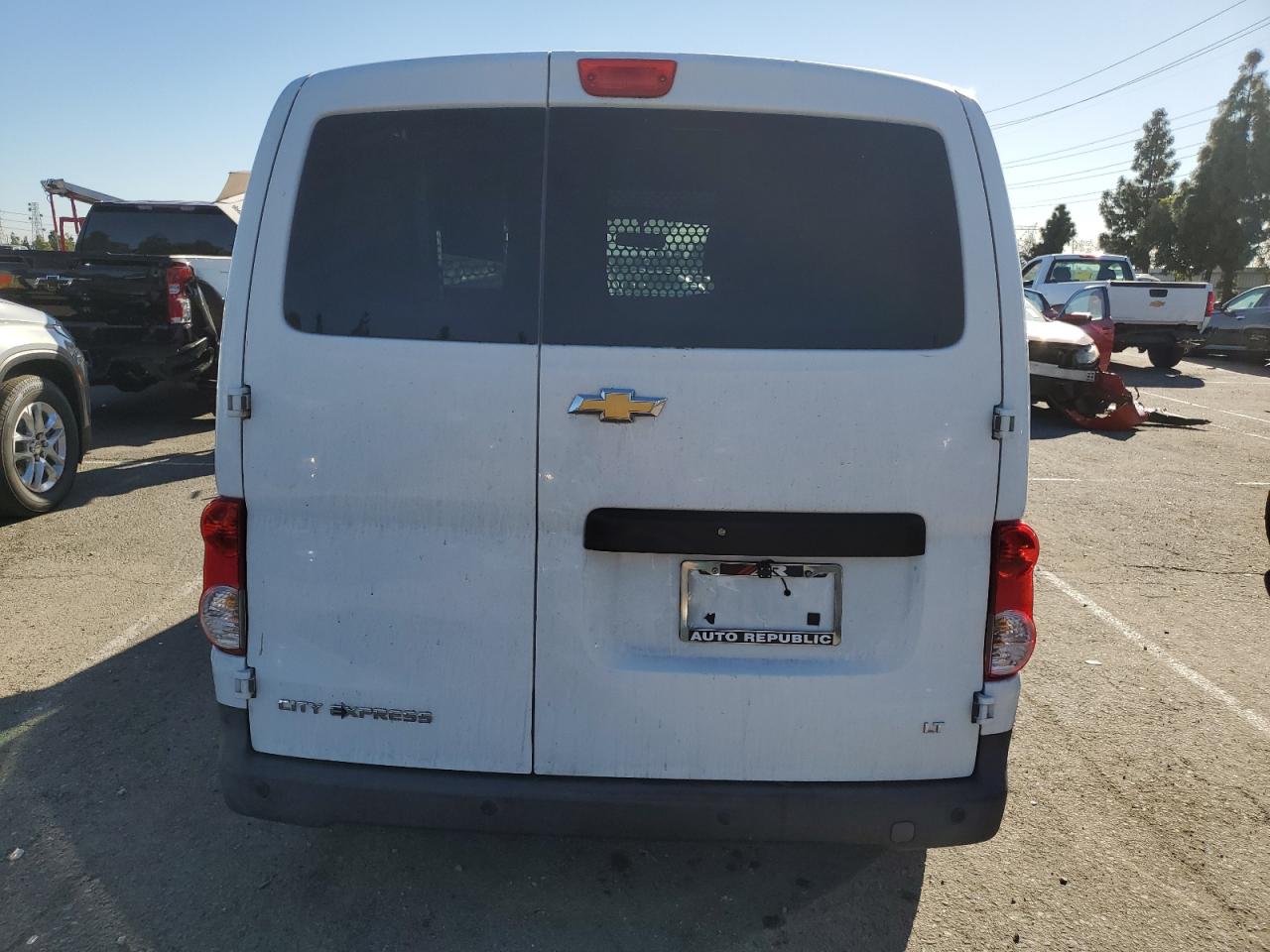 2015 Chevrolet Express - Image 6