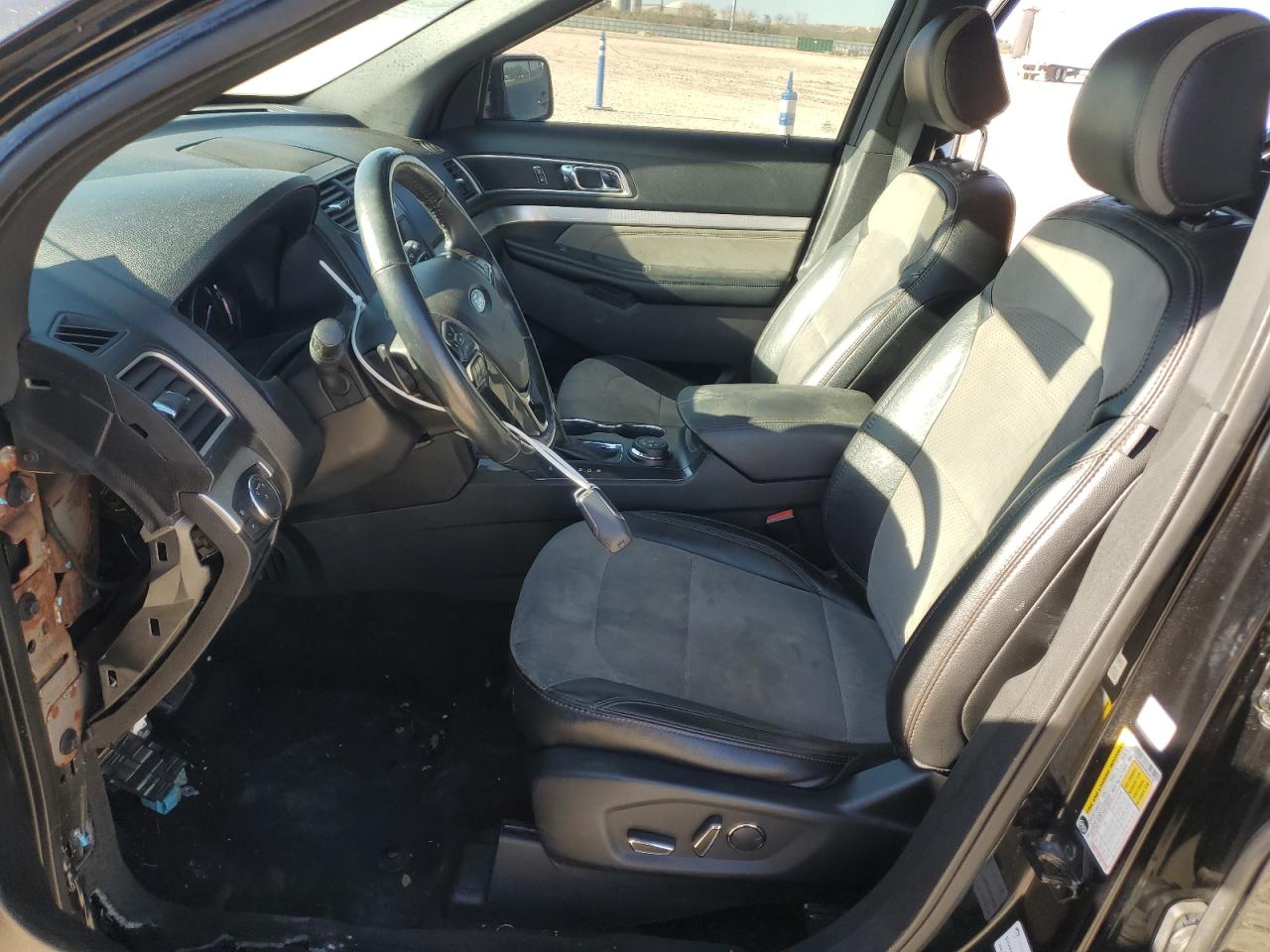 2017 Ford Explorer - Image 7