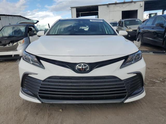  TOYOTA CAMRY 2022 White