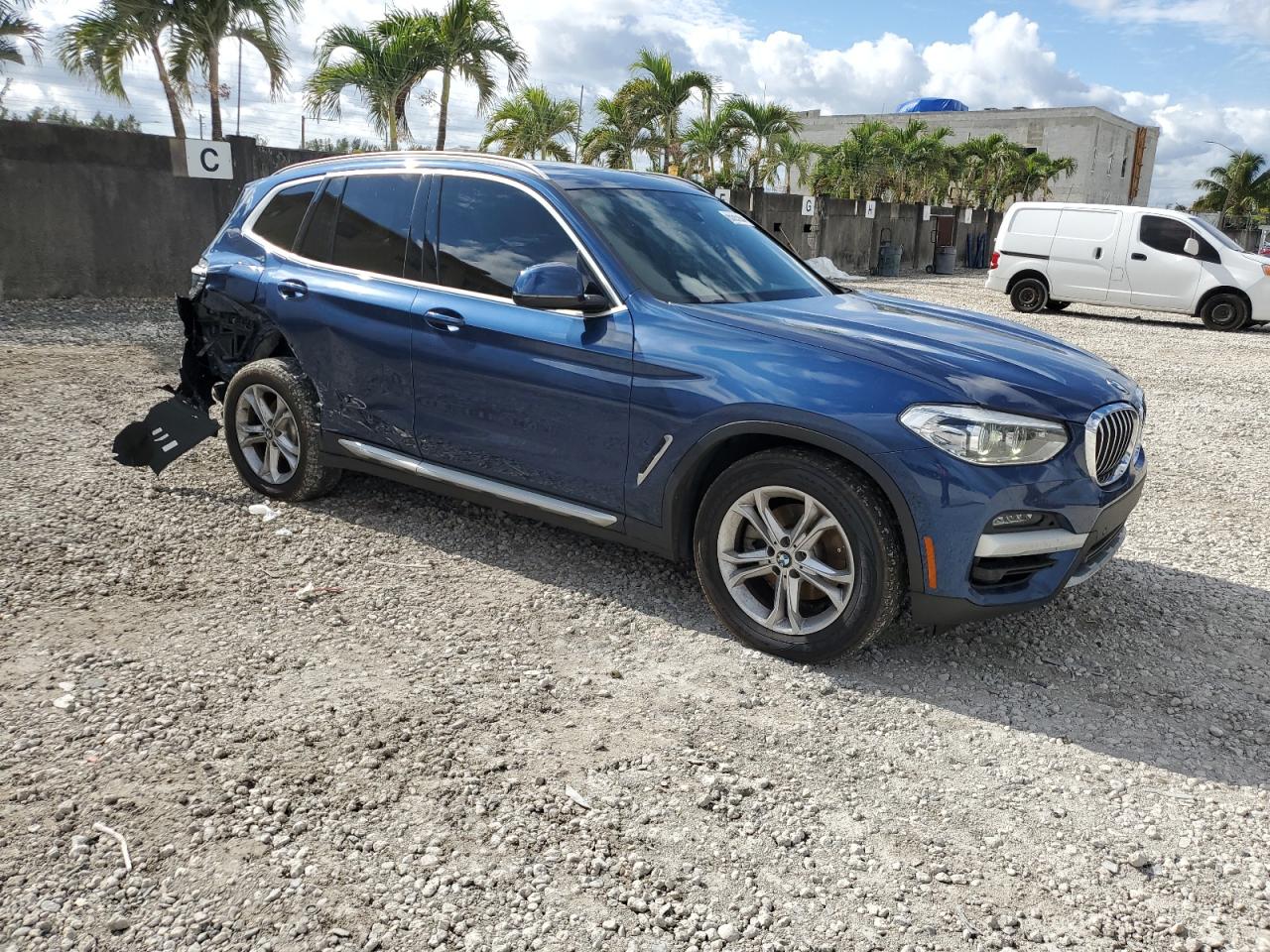 VIN 5UXTY3C09L9B22540 2020 BMW X3 no.4