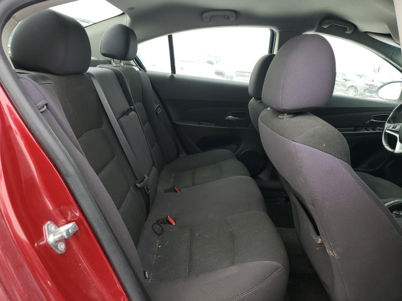 2012 Chevrolet Cruze - Image 10