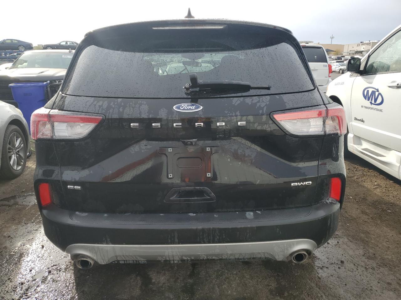 2022 Ford Escape - Image 6