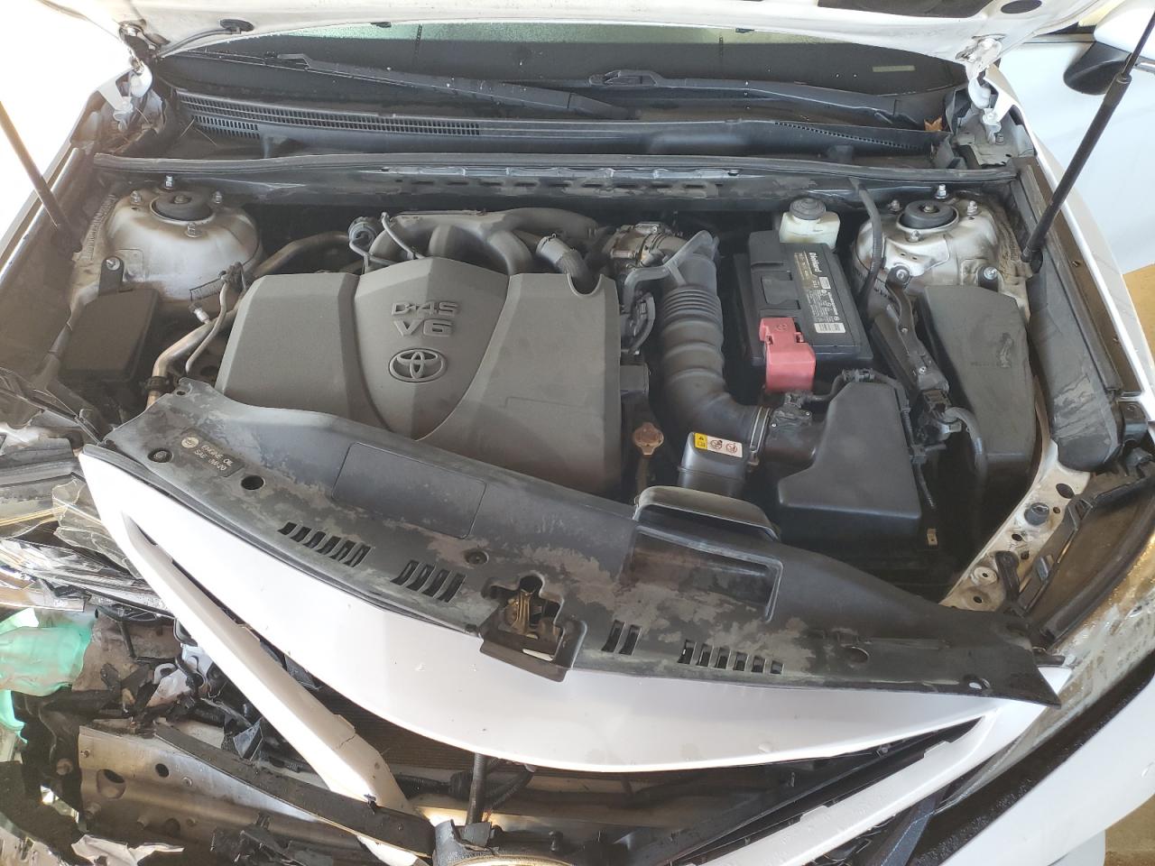 2018 Toyota Camry - Image 11