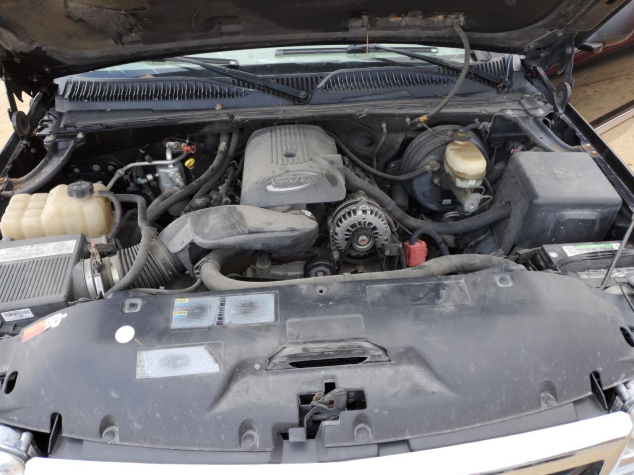 2005 GMC Sierra - Image 11