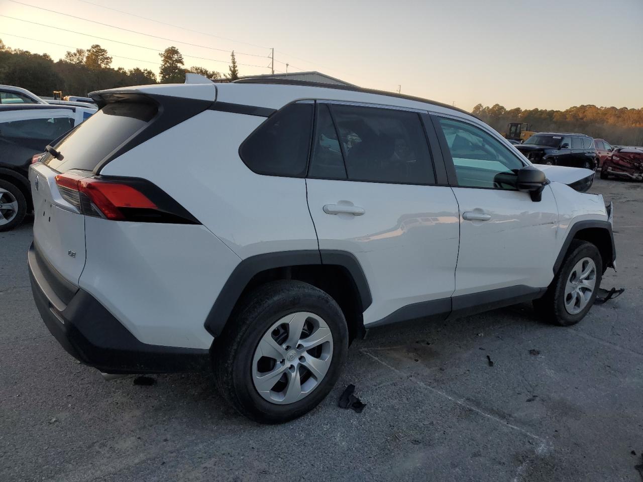 2021 Toyota RAV 4 - Image 3
