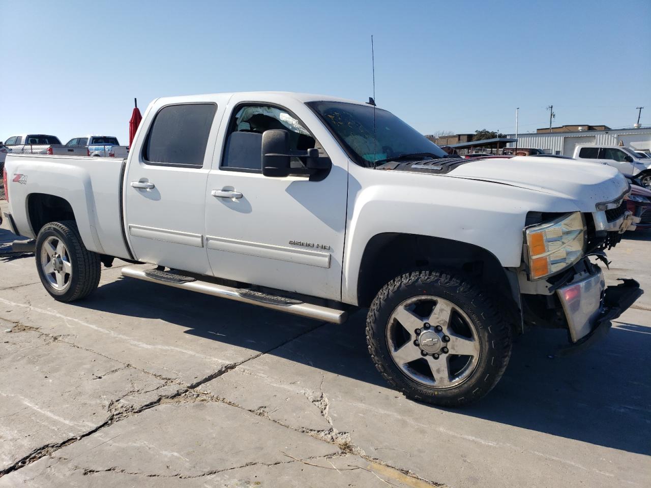 2012 Chevrolet Silverado - Image 4