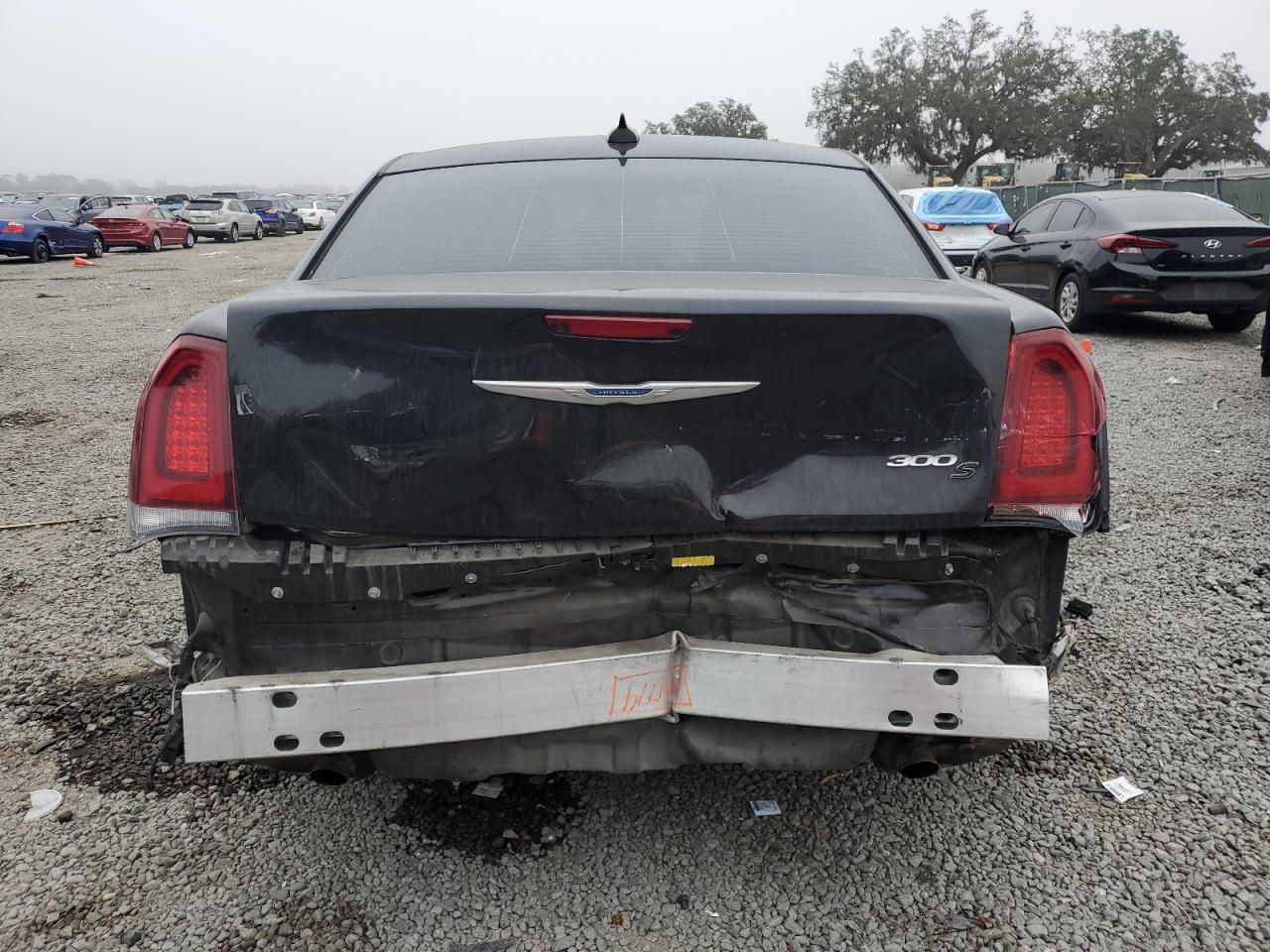 VIN 2C3CCABG5FH859890 2015 CHRYSLER 300 no.6