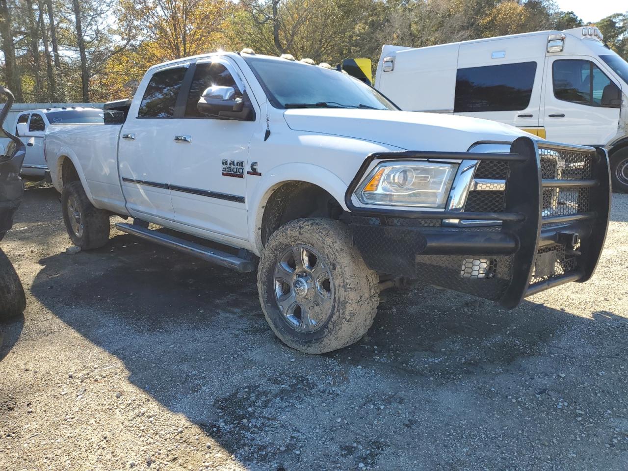 VIN 3C63R3JL7GG273155 2016 RAM 3500 no.4