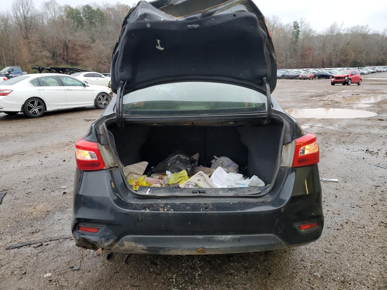 2019 Nissan Sentra - Image 6