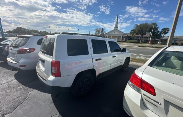 Паркетники JEEP PATRIOT 2016 Білий