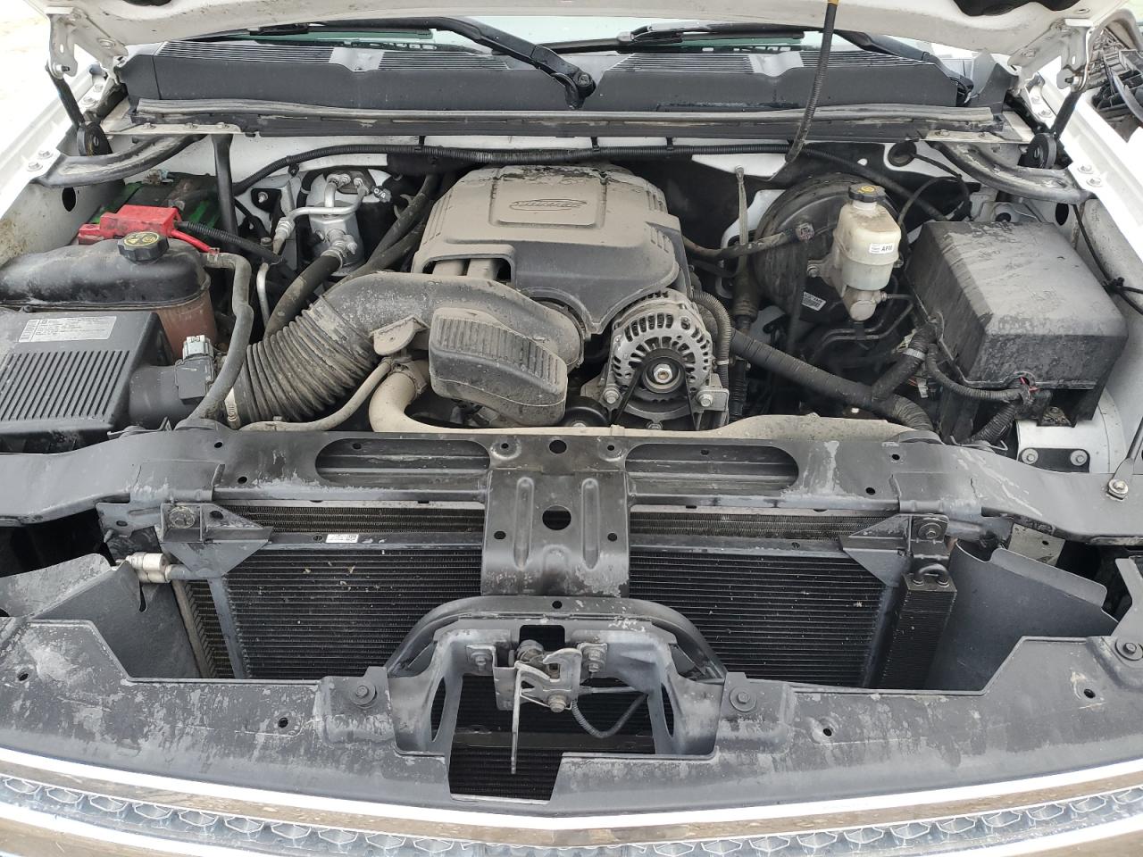 2012 Chevrolet Silverado - Image 12