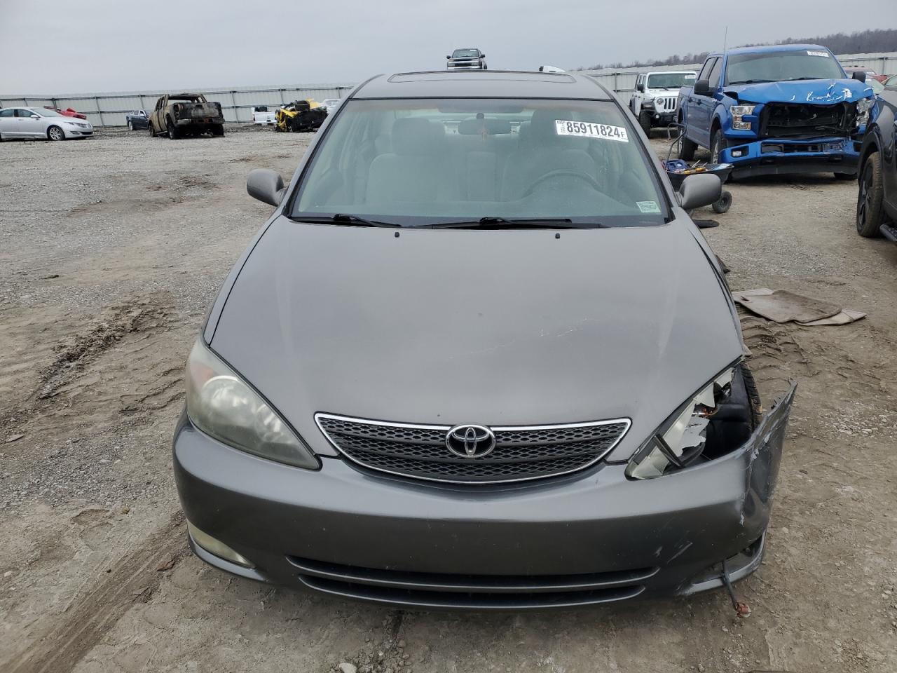 2004 Toyota Camry - Image 5
