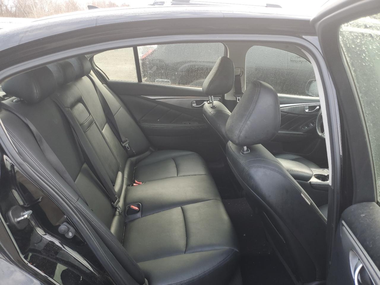 2016 Infiniti Q50 - Image 10