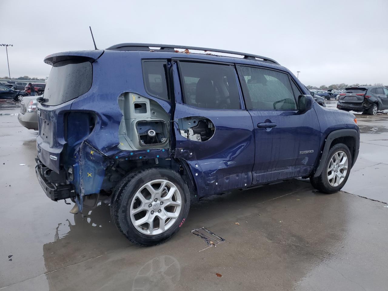 2018 Jeep Renegade - Image 3