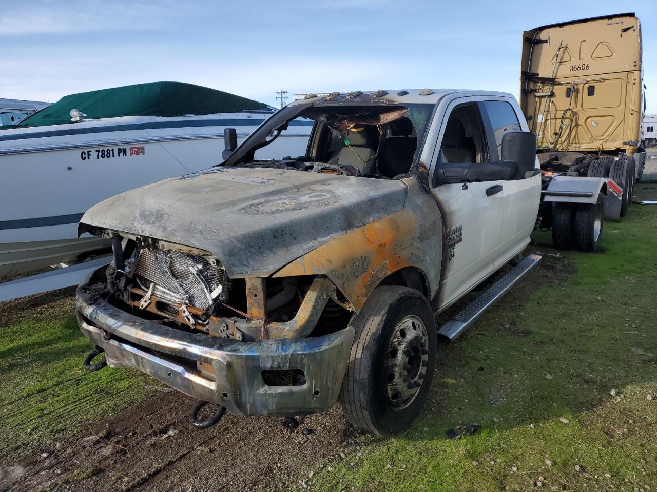 2018 Ram 5500 na sprzedaż w Martinez, CA - Burn - Engine