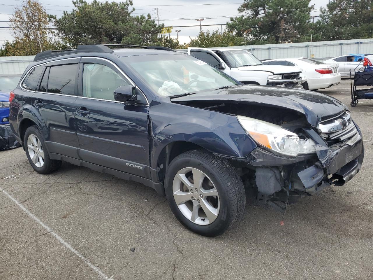 2014 Subaru Outback - Image 4