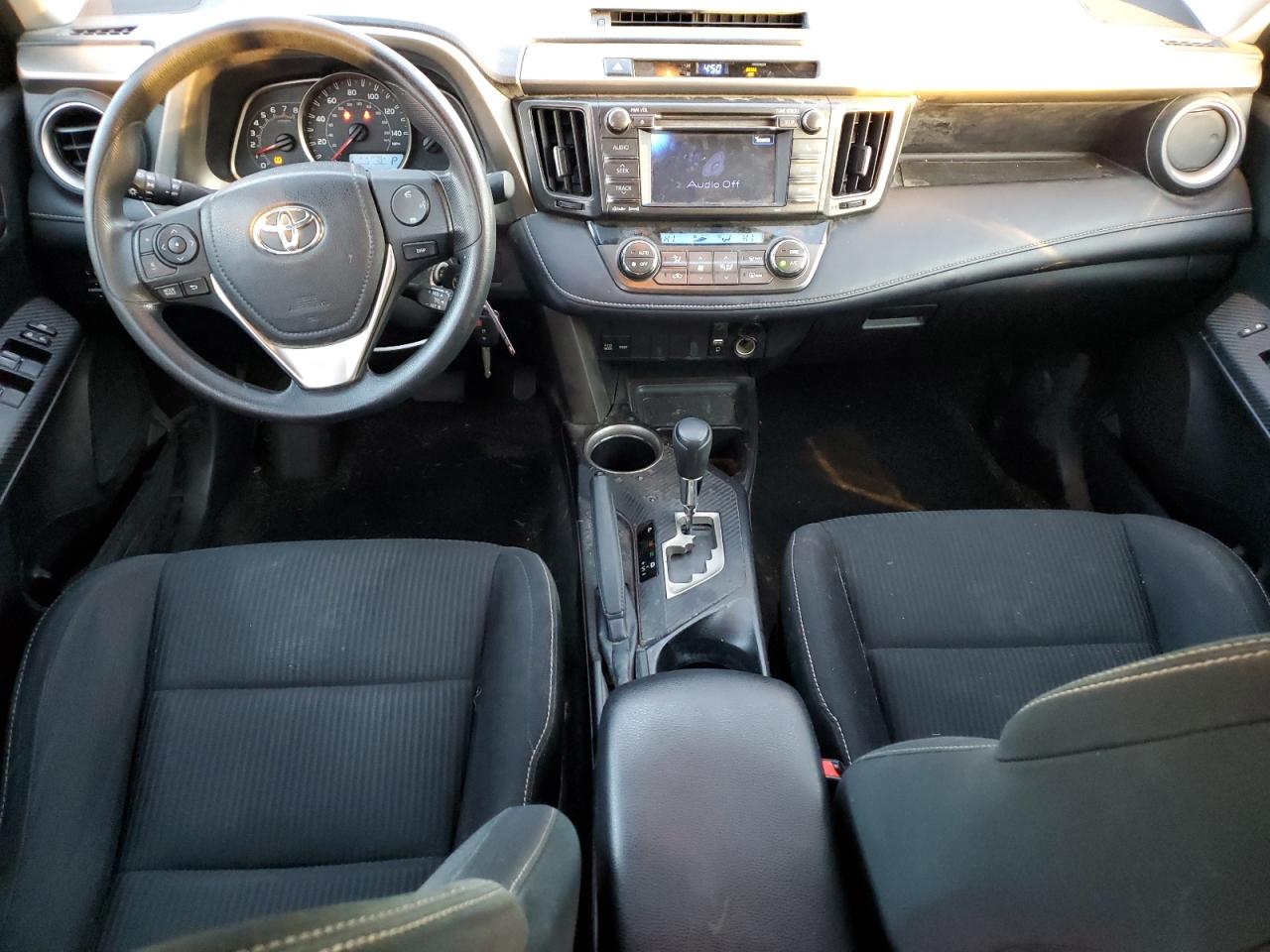 2013 Toyota RAV 4 - Image 8