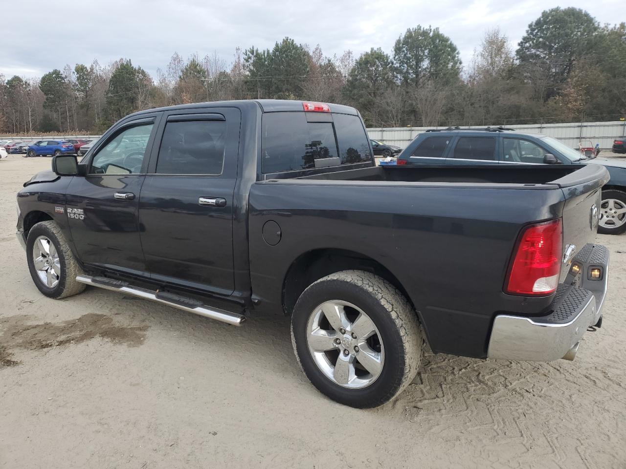 2016 RAM 1500 - Image 2