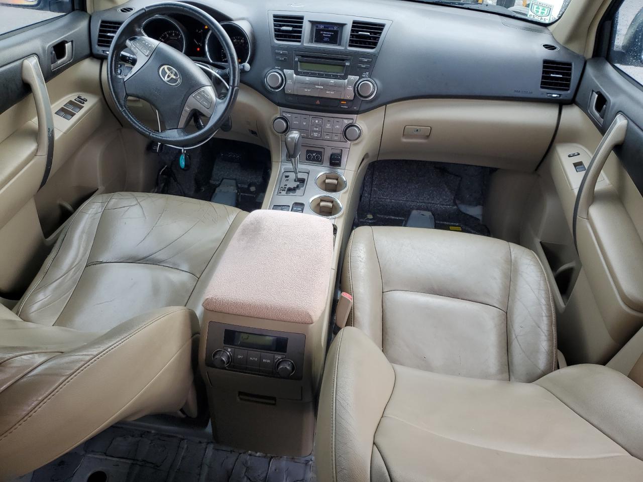 2010 Toyota Highlander - Image 8