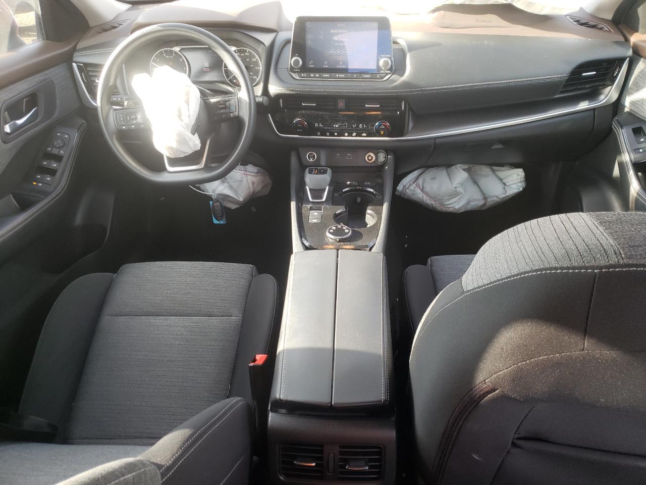2021 Nissan Rogue - Image 8
