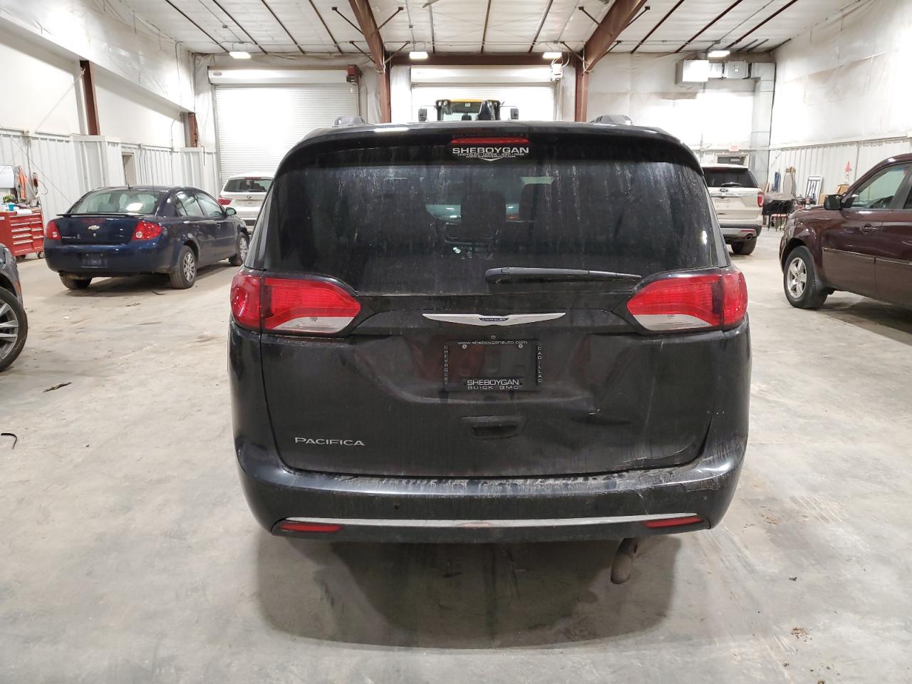 2019 Chrysler Pacifica - Image 6