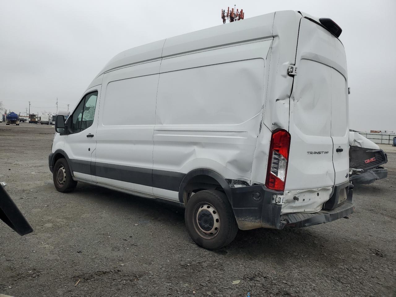 VIN 1FTBR1X83NKA08802 2022 FORD TRANSIT no.2