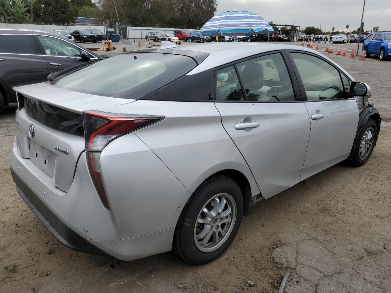 VIN JTDKBRFU1H3567667 2017 TOYOTA PRIUS no.3