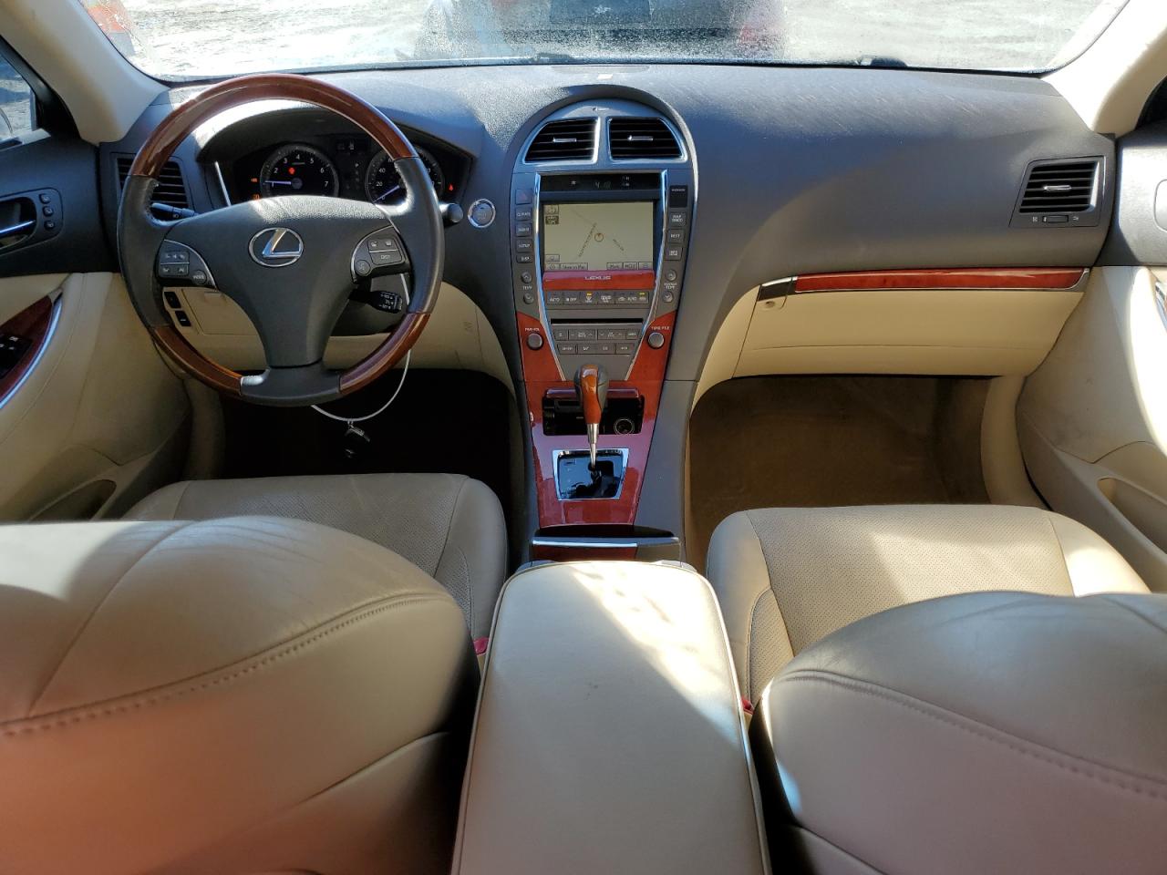 2011 Lexus ES - Image 8